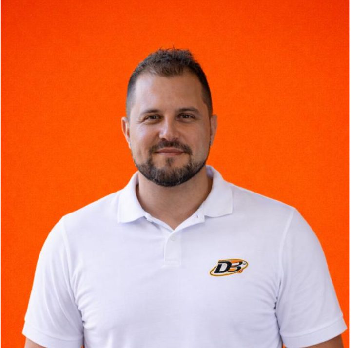 Luis C. Pires, fundador da dbranden